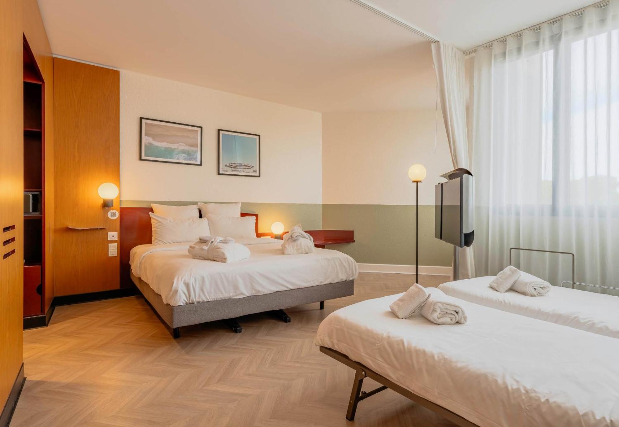 B&B Hotel Calais Terminal Cite Europe 4 Etoiles Coquelles Exterior photo