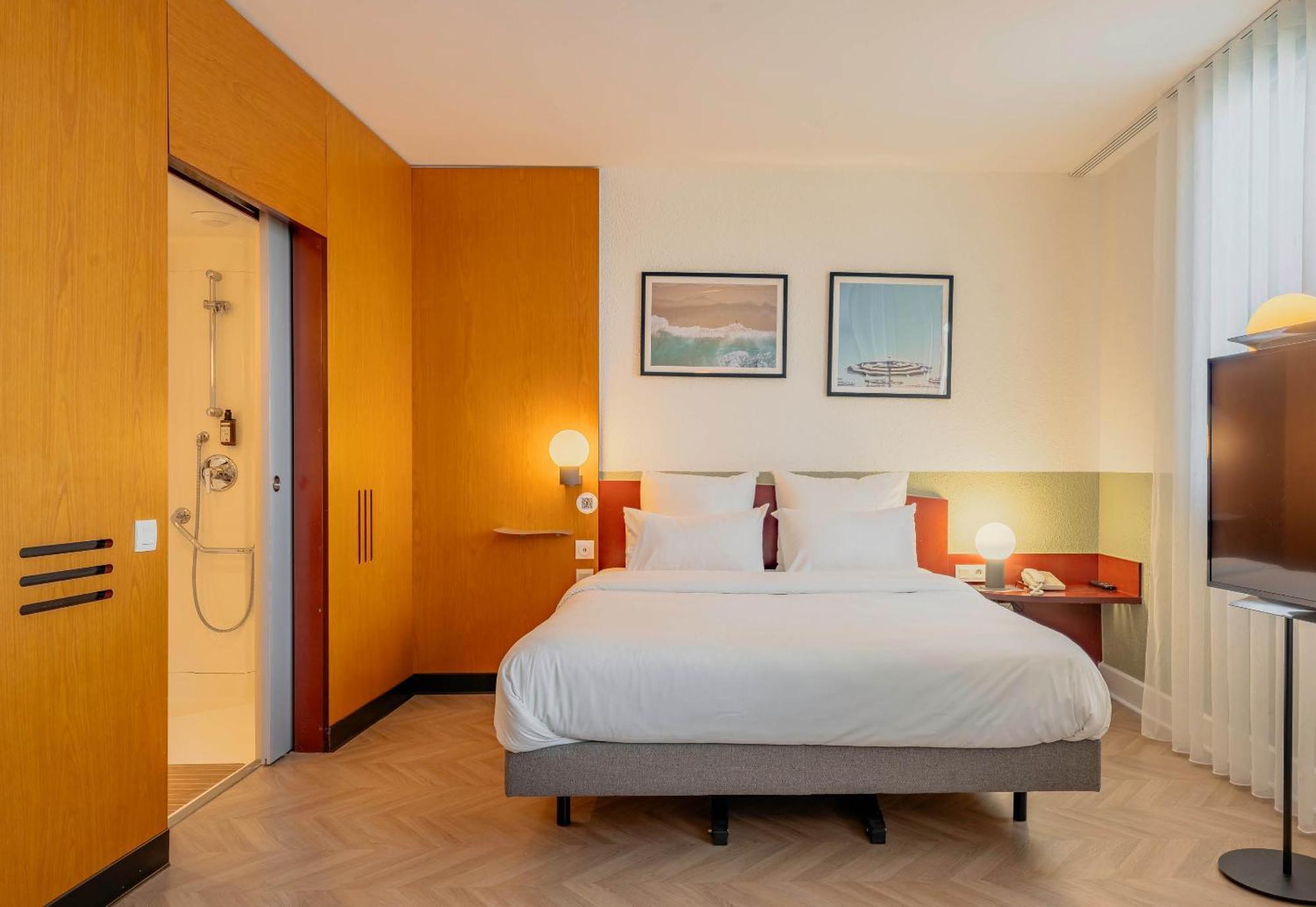 B&B Hotel Calais Terminal Cite Europe 4 Etoiles Coquelles Exterior photo
