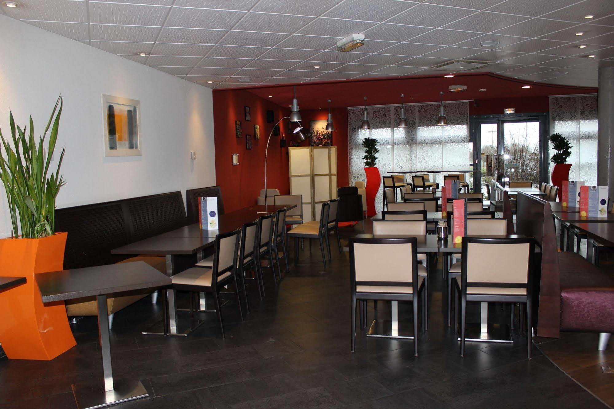B&B Hotel Calais Terminal Cite Europe 4 Etoiles Coquelles Exterior photo